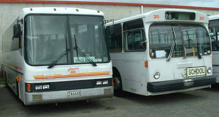Go-bus Simpsons MAN 10.180 Designline 422 & Mercedes O305 20